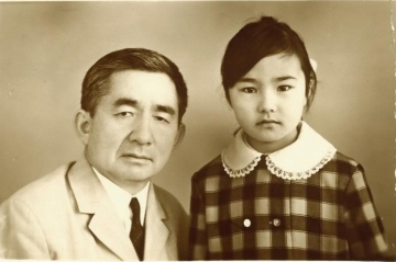 С.Эралиев с дочерью