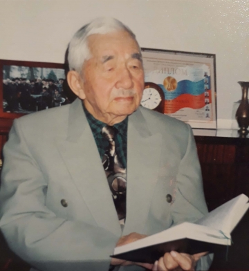 Суюнбай Эралиев